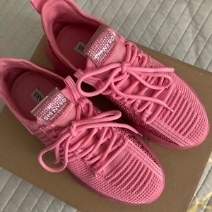 Steve Madden pink rhinestone tennis shoes